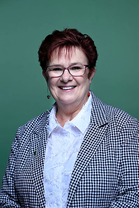 /media/4050/braddon_anne-urquhart.jpg